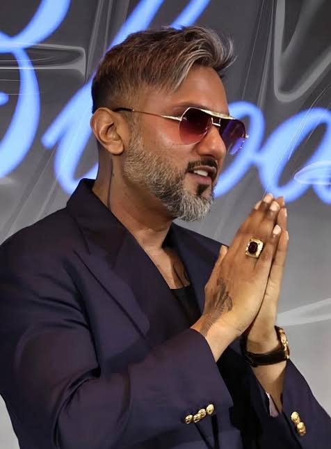 Honey Singh portrait illustrating Lungi Dance